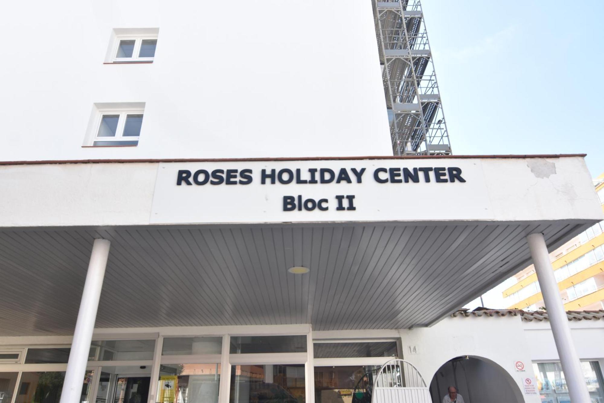 Rnet - Rhc 2712 Roses Holiday Center Екстер'єр фото